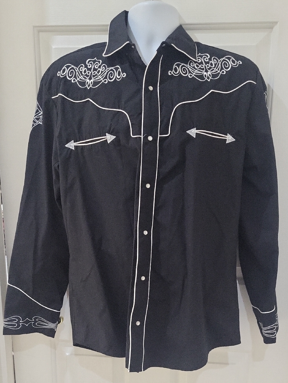 Perfect For Bruno Mars Concert! El General Black Western Shirt